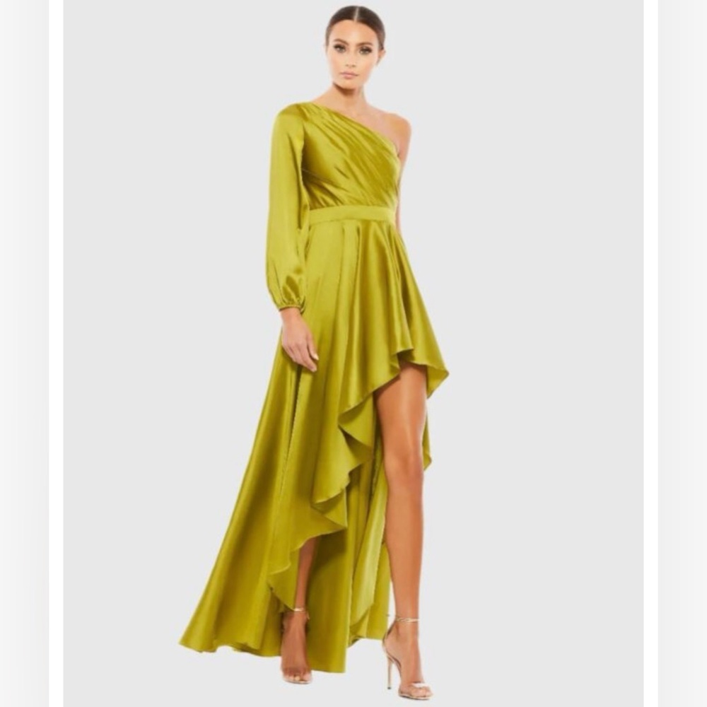 Mac Dugal High Low Flowy One-Shoulder Gown, Size 4